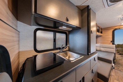 CR 18 ultra interior 3